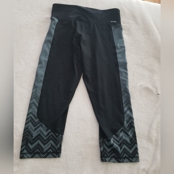 💜 B2G1 GUC Adidas Climalite womens capri leggings - Picture 2 of 6